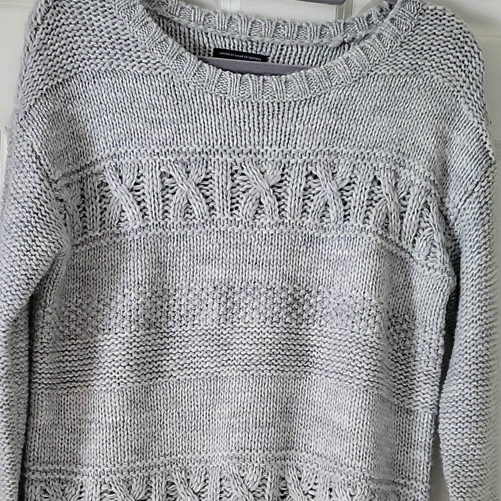 American Eagle Outfitters Light Gray Knit Sweater – Women’s Medium - Picture 5 of 11